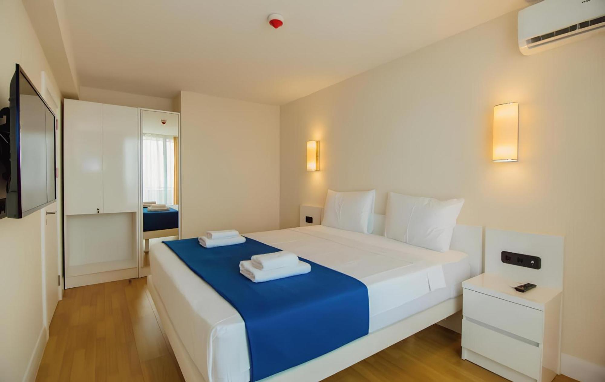 Panorama Seaview Batumi Lux Orbi City Exterior foto